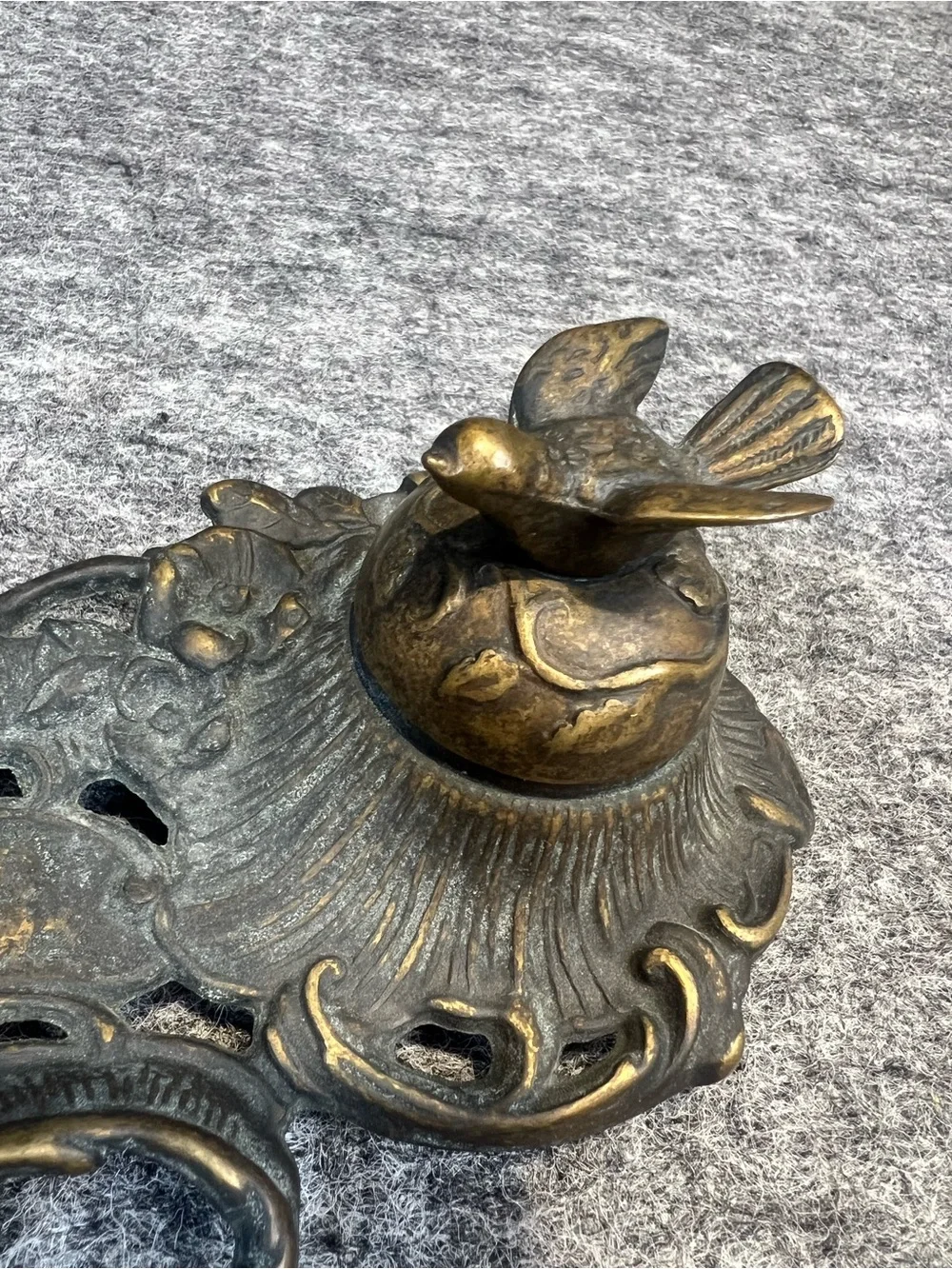Made in Italy Metal Desk Inkwell Hinged Bird Lid READ . boho unique